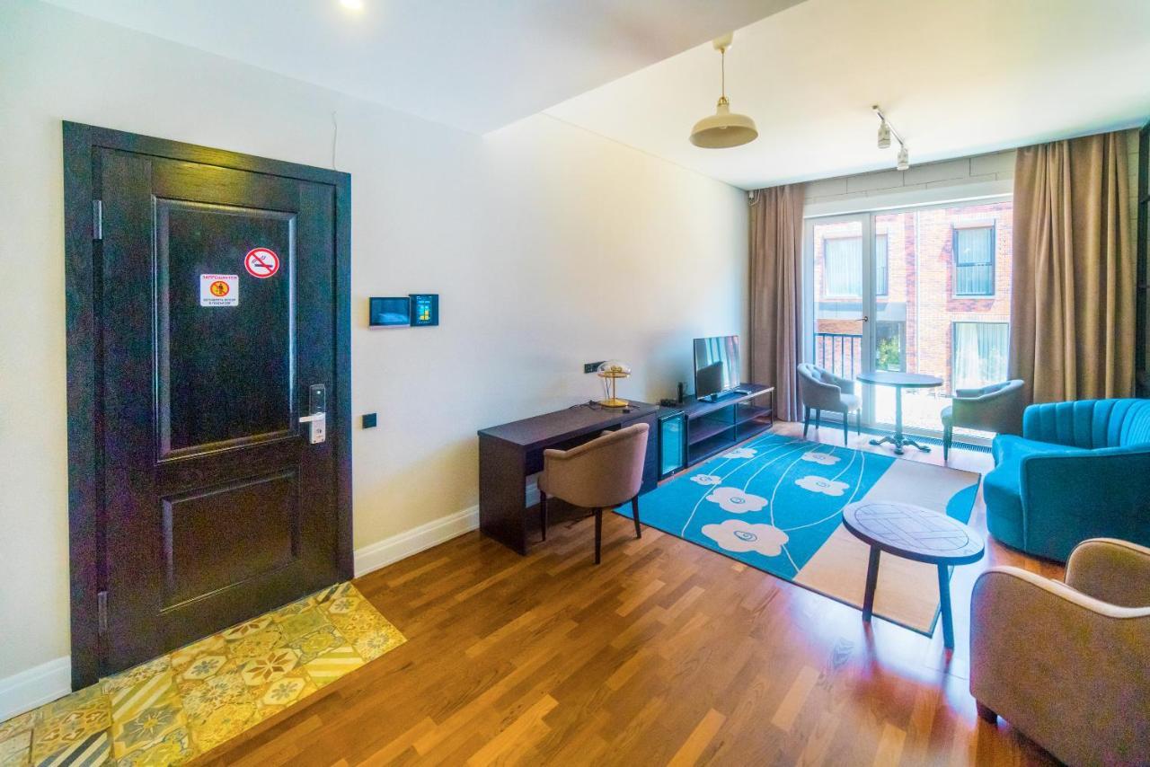 Hotel Manica Esentai City Алмати Екстер'єр фото