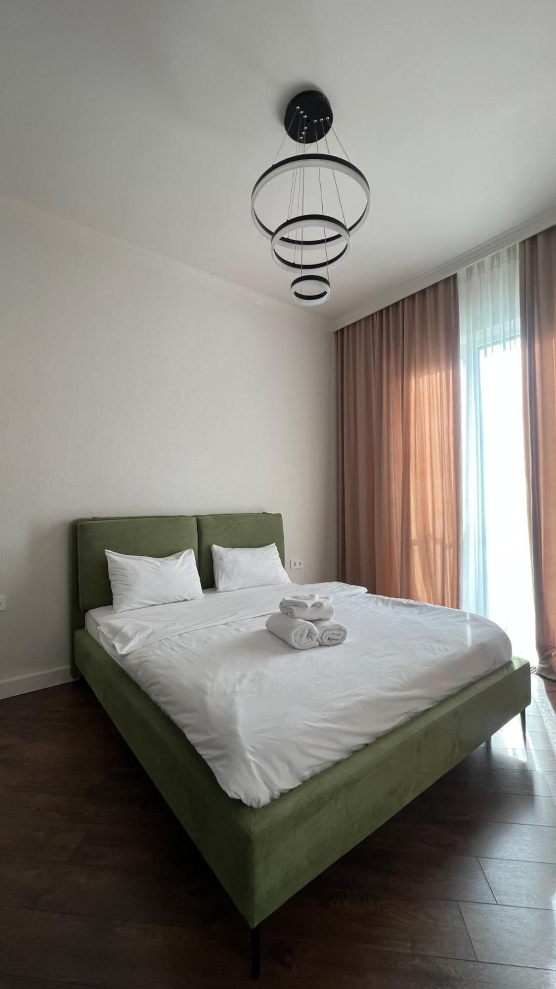 Hotel Manica Esentai City Алмати Екстер'єр фото